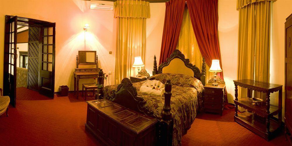 Hotel Nesbitt Castle Bulawayo Exteriér fotografie